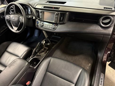 Used 2016 Toyota RAV4 SE w/ Advanced Technology Package AWD/4WD image 12