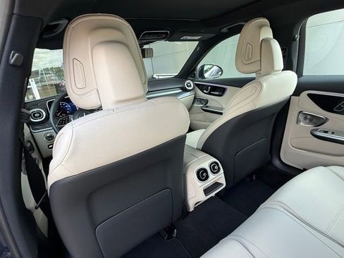 Used 2025 Mercedes-Benz C 300 Sedan image 16