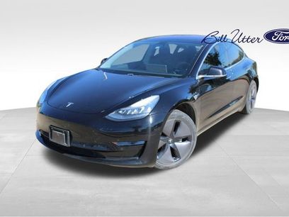 Used 2018 Tesla Model 3 Mid Range