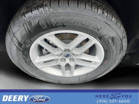 New 2026 Ford Explorer Active image 9