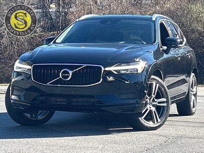 Used 2019 Volvo XC60 T6 Momentum w/ Multimedia Package