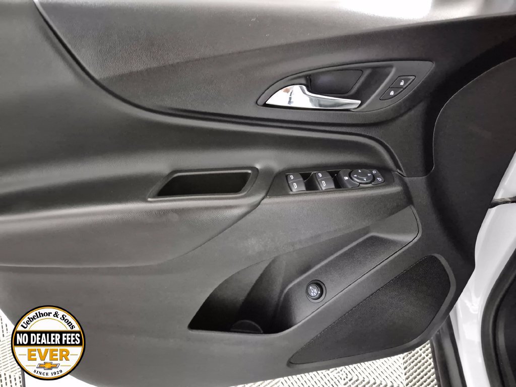 Used 2024 Chevrolet Equinox LT FWD image 16