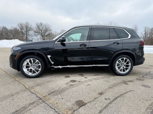 New 2026 BMW X5 xDrive40i w/ Premium Package image 3