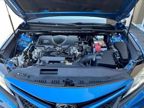 Used 2020 Toyota Camry SE w/ Convenience Package FWD image 30