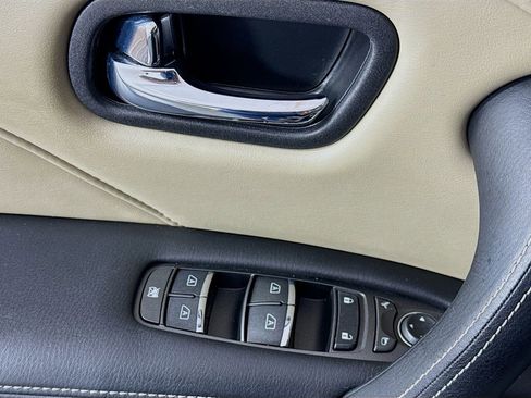 Used 2024 INFINITI QX80 Premium Select w/ Cargo Package image 24