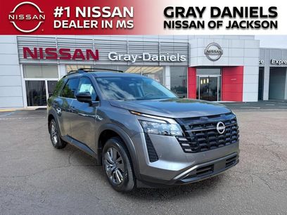 New 2026 Nissan Pathfinder SV