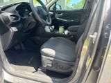 Used 2019 Hyundai Santa Fe SEL image 3