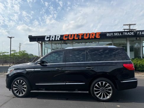 Used 2021 Lincoln Navigator Reserve AWD/4WD image 7