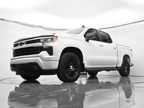 Certified 2024 Chevrolet Silverado 1500 RST image 45