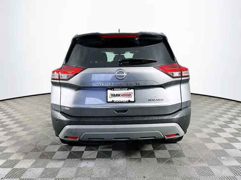 Used 2023 Nissan Rogue SV AWD/4WD image 9