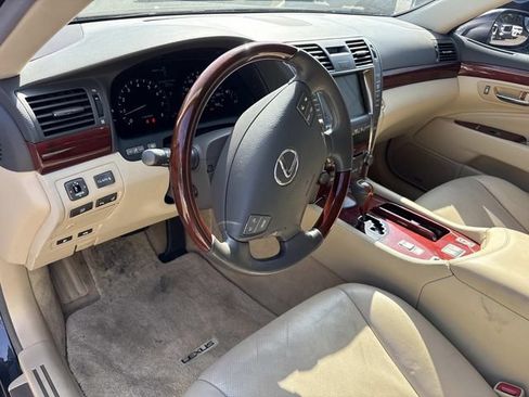 Used 2008 Lexus LS 460 RWD image 27