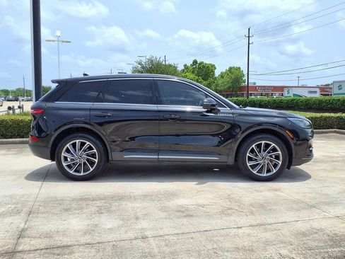 Certified 2023 Lincoln Corsair FWD w/ Equipment Group 101A image 8