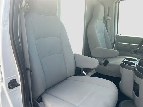 Used 2012 Ford E-250 and Econoline 250 w/ PWR Group RWD image 24