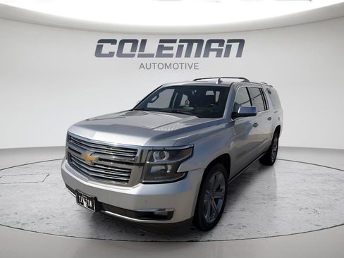 Used 2019 Chevrolet Suburban Premier AWD/4WD image 1