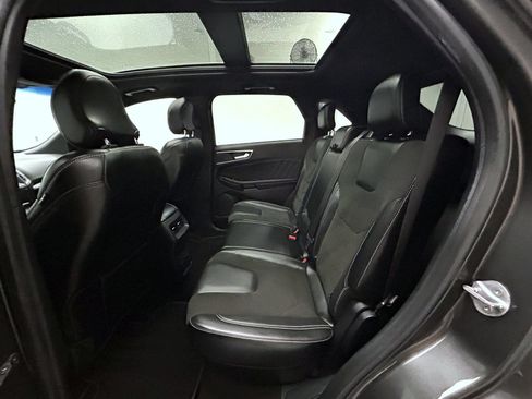 Used 2019 Ford Edge ST w/ Equipment Group 401A AWD/4WD image 19