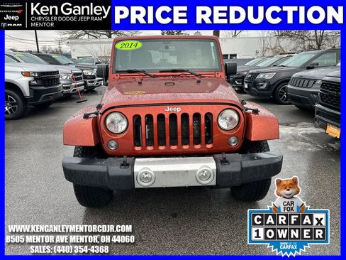 Used 2014 Jeep Wrangler Unlimited Sahara w/ Connectivity Group image 2