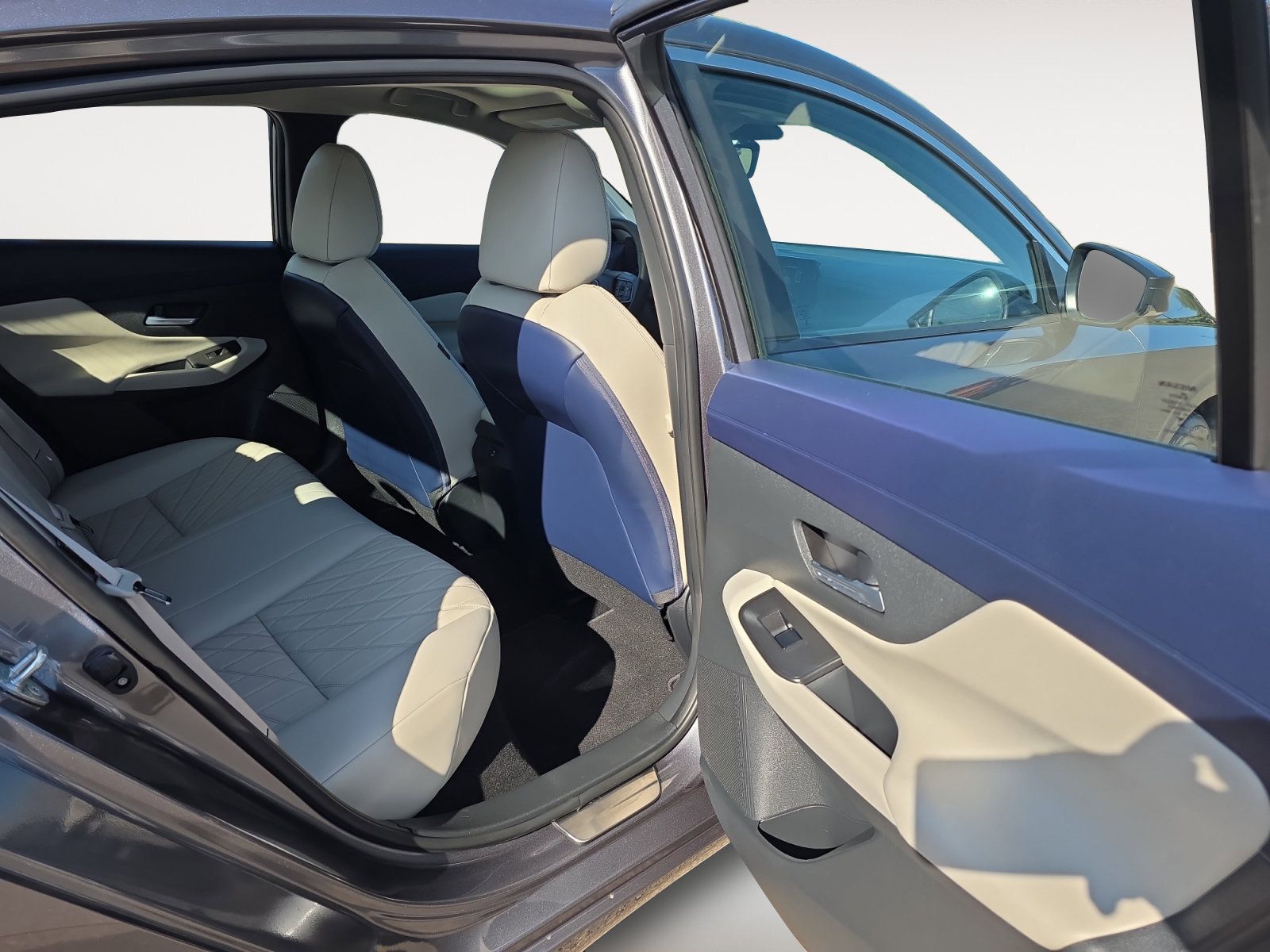 Used 2026 Nissan Sentra SL w/ Floor Mat Package FWD image 12