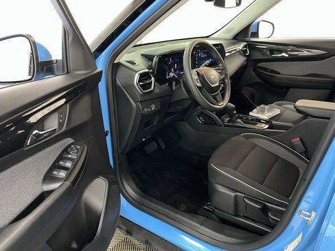 Certified 2024 Chevrolet TrailBlazer LT w/ Driver Confidence Package image 19