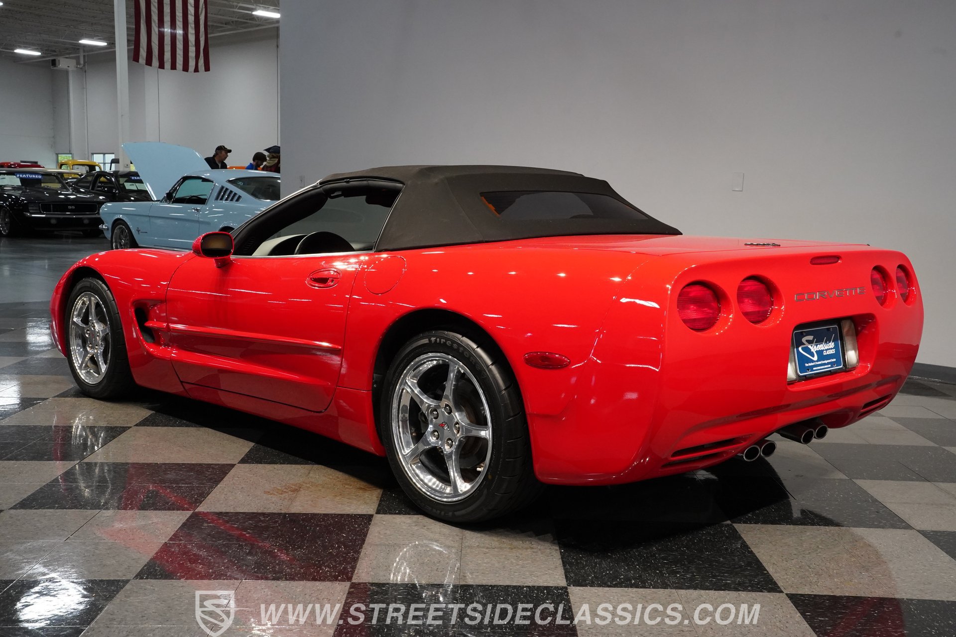 Used 2004 Chevrolet Corvette Convertible w/ Preferred Equipment Group RWD image 10