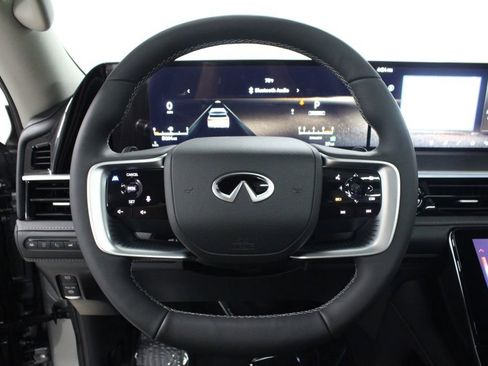 New 2026 INFINITI QX80 Luxe RWD image 19