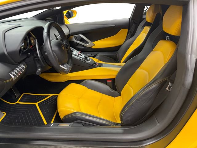 Used 2013 Lamborghini Aventador LP 700-4 AWD/4WD image 7