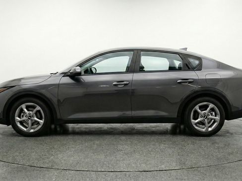 Used 2025 Kia K4 LXS image 5