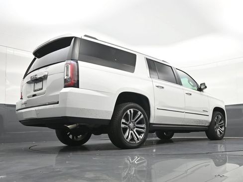 Used 2020 GMC Yukon XL Denali w/ Denali Ultimate Package RWD image 28