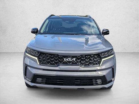 Used 2023 Kia Sorento SX AWD/4WD image 3