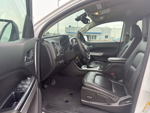 Used 2020 Chevrolet Colorado LT w/ Luxury Package image 13