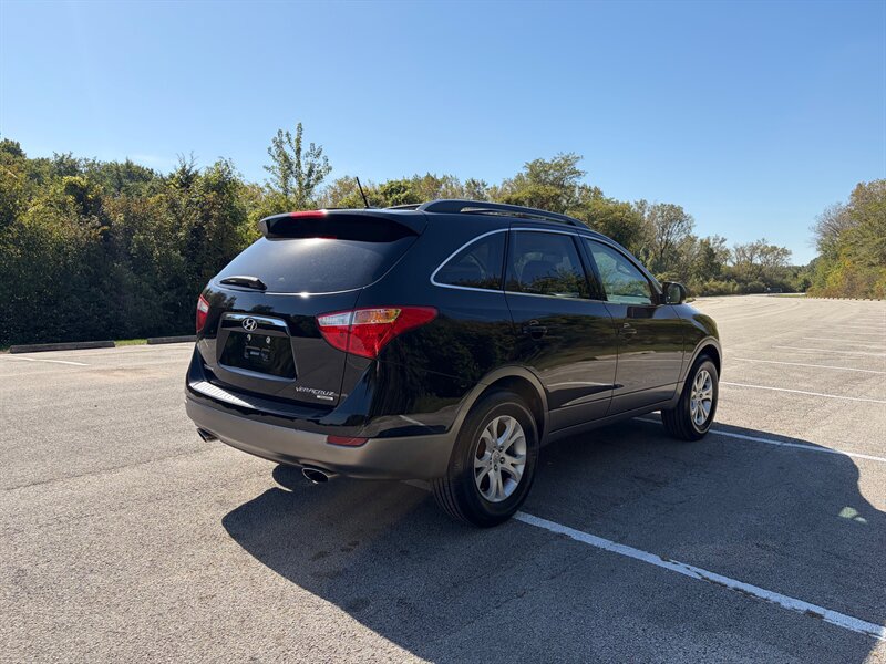 Used 2011 Hyundai Veracruz GLS AWD/4WD image 5