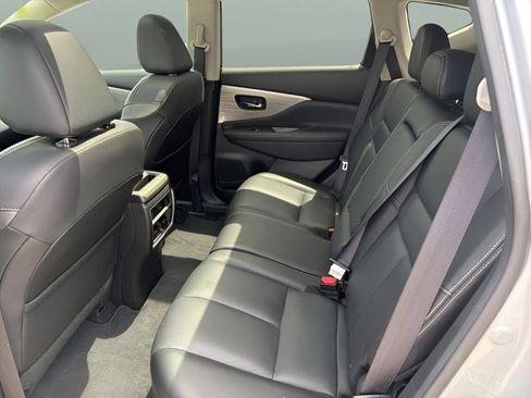 Used 2018 Nissan Murano SL w/ Moonroof Package AWD/4WD image 18