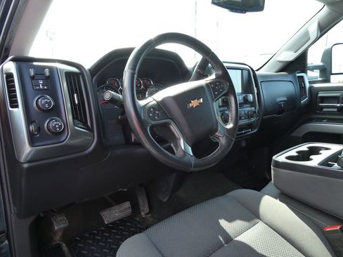 Certified 2017 Chevrolet Silverado 1500 LT w/ LPO, Black Pack AWD/4WD image 23