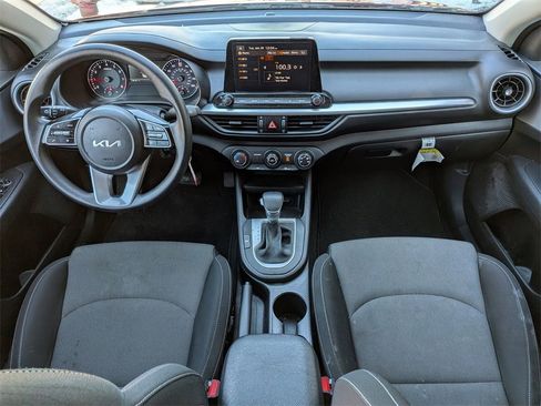 Used 2023 Kia Forte LXS image 19