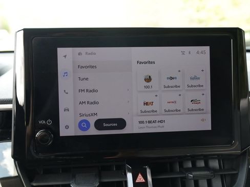 Used 2023 Toyota Corolla Cross LE image 23