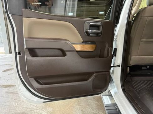 Used 2018 Chevrolet Silverado 1500 LTZ w/ Sport Package AWD/4WD image 19