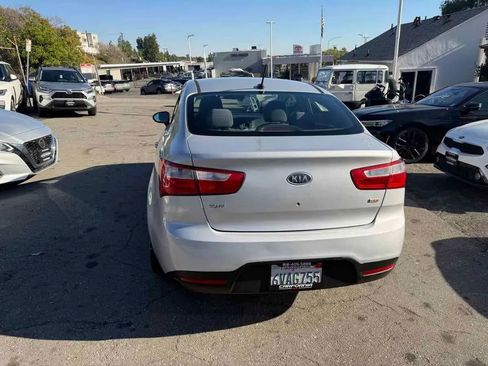 Used 2012 Kia Rio LX FWD image 5