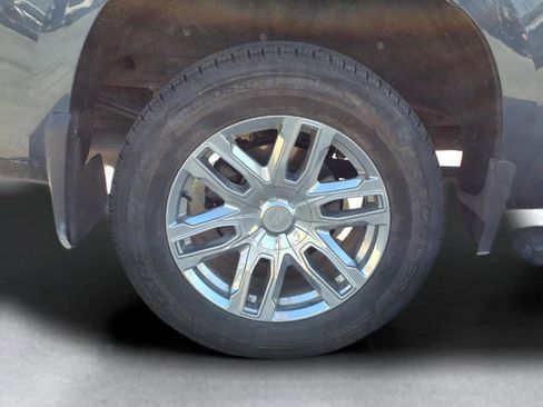 Used 2019 Chevrolet Silverado 1500 High Country image 5