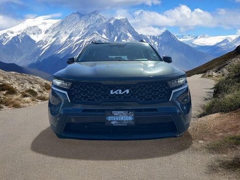 Used 2022 Kia Sorento S image 8