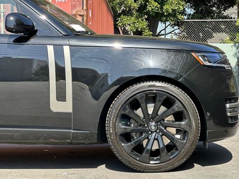 Used 2023 Land Rover Range Rover SE AWD/4WD image 37