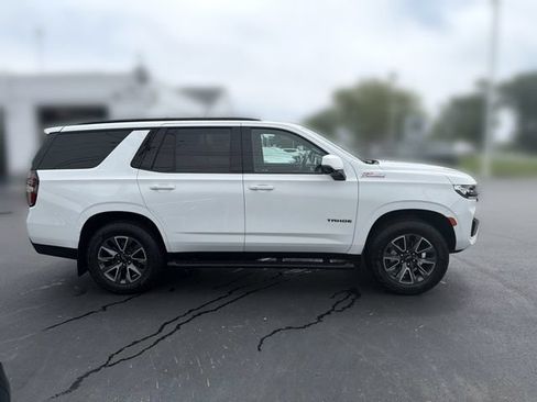 Used 2023 Chevrolet Tahoe Z71 w/ Z71 Off-Road Package AWD/4WD image 6