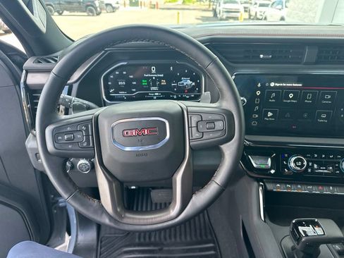 Used 2025 GMC Sierra 1500 AT4 AWD/4WD image 17