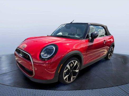 Certified 2025 MINI Cooper S FWD image 3