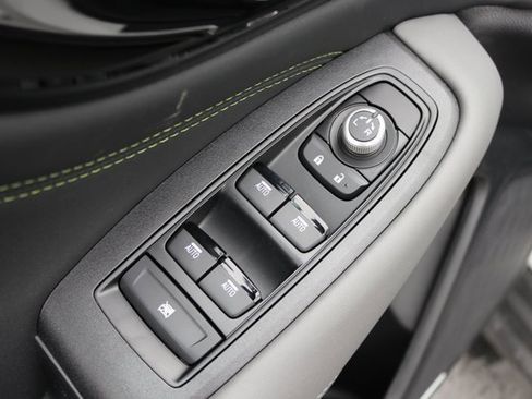 Used 2025 Subaru Outback Onyx Edition image 24