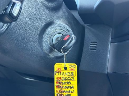 Used 2023 Toyota Tacoma TRD Off-Road w/ TRD Premium Off Road Package image 35