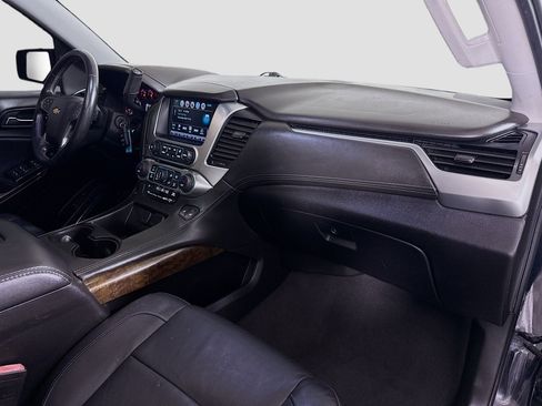 Used 2019 Chevrolet Tahoe LT image 29