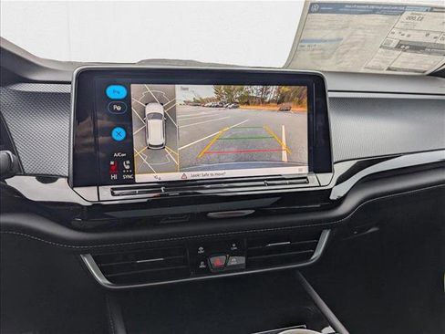 New 2025 Volkswagen Atlas Cross Sport SEL Premium R-Line image 11