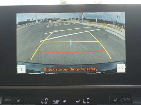 Used 2026 Toyota Camry Hybrid image 6