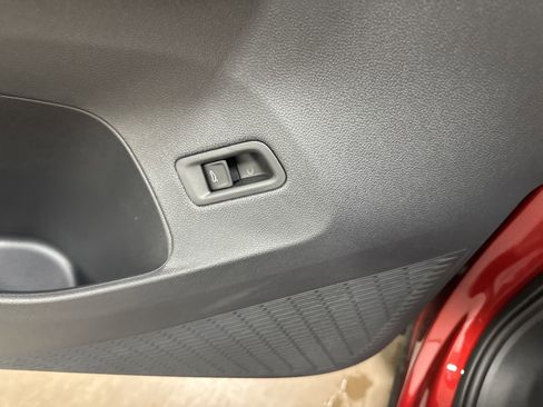 New 2025 Volkswagen Atlas SE image 27