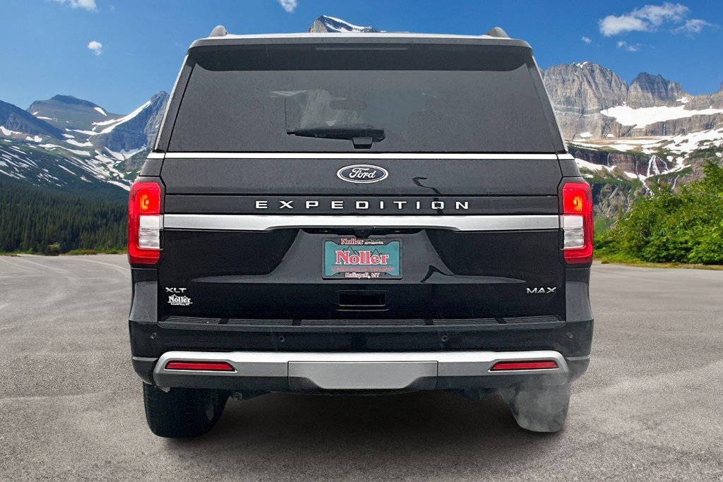 Used 2024 Ford Expedition Max XLT AWD/4WD image 4