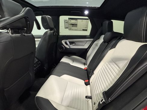 New 2026 Land Rover Discovery Sport Landmark AWD/4WD image 6